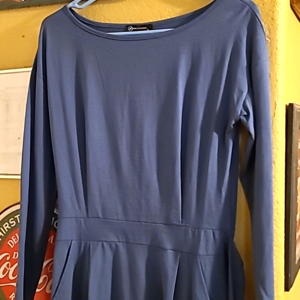 Brand new pretty garden dress